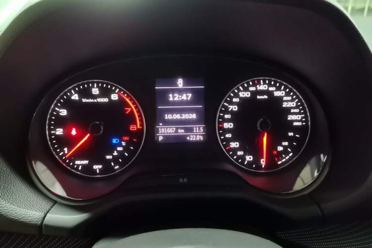 Used Audi Q2L 2018 35 TFSI Fashion Elegant Version China V Instrument Cluster