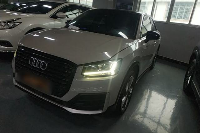Audi Q2L 2018 35 TFSI Fashion Dynamic Version China VI Emission Standard de segunda mano