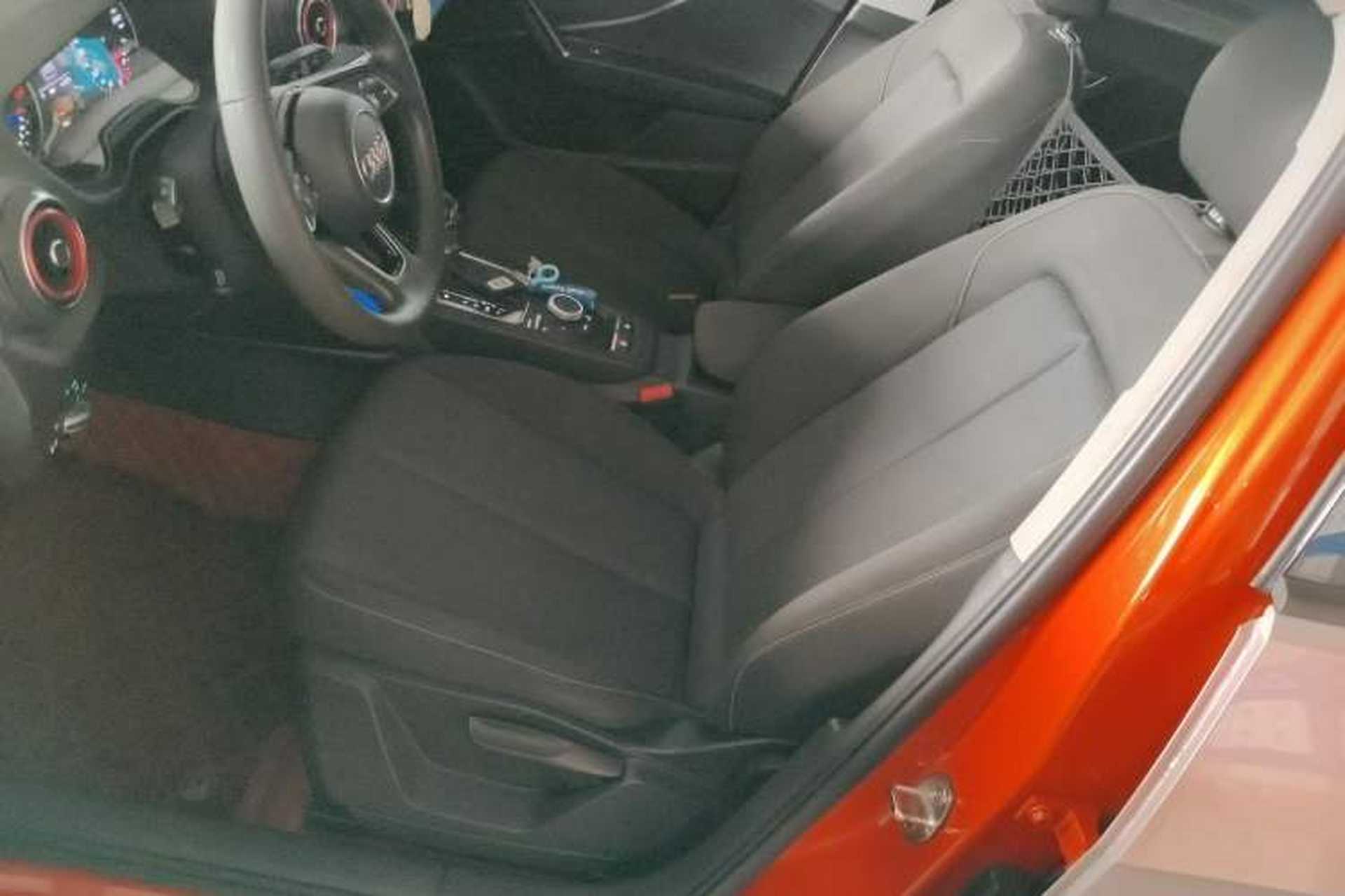 Used Audi Q2L 2018 35 TFSI Launch Exclusive Edition China VI Left Front Seat