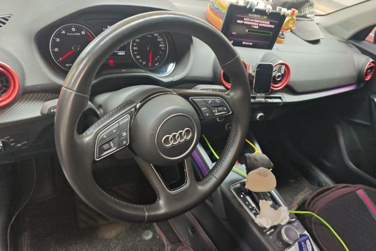 Used Audi Q2L 2018 35 TFSI Launch Exclusive Edition China V Steering Wheel