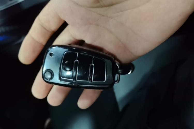Used Audi Q2L 2018 35 TFSI Fashion Elegant Version China V Vehicle Key