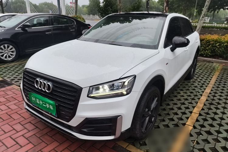 Used Audi Q2L 2018 35 TFSI Fashion Dynamic Version China VI Emission Standard Guazi used car, China used car export, Used car for sale, Used cars, Cheapest cars for sale