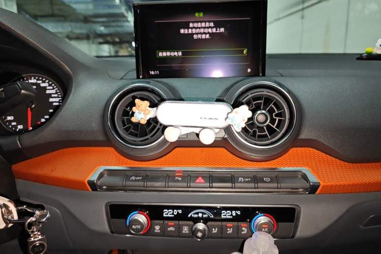 Used Audi Q2L 2018 35 TFSI Fashionable & Elegant Version China VI Emission Standard Audio And AC Panel