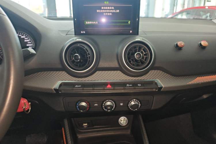 Used Audi Q2L 2018 35 TFSI Launch Exclusive Edition China VI Audio And AC Panel