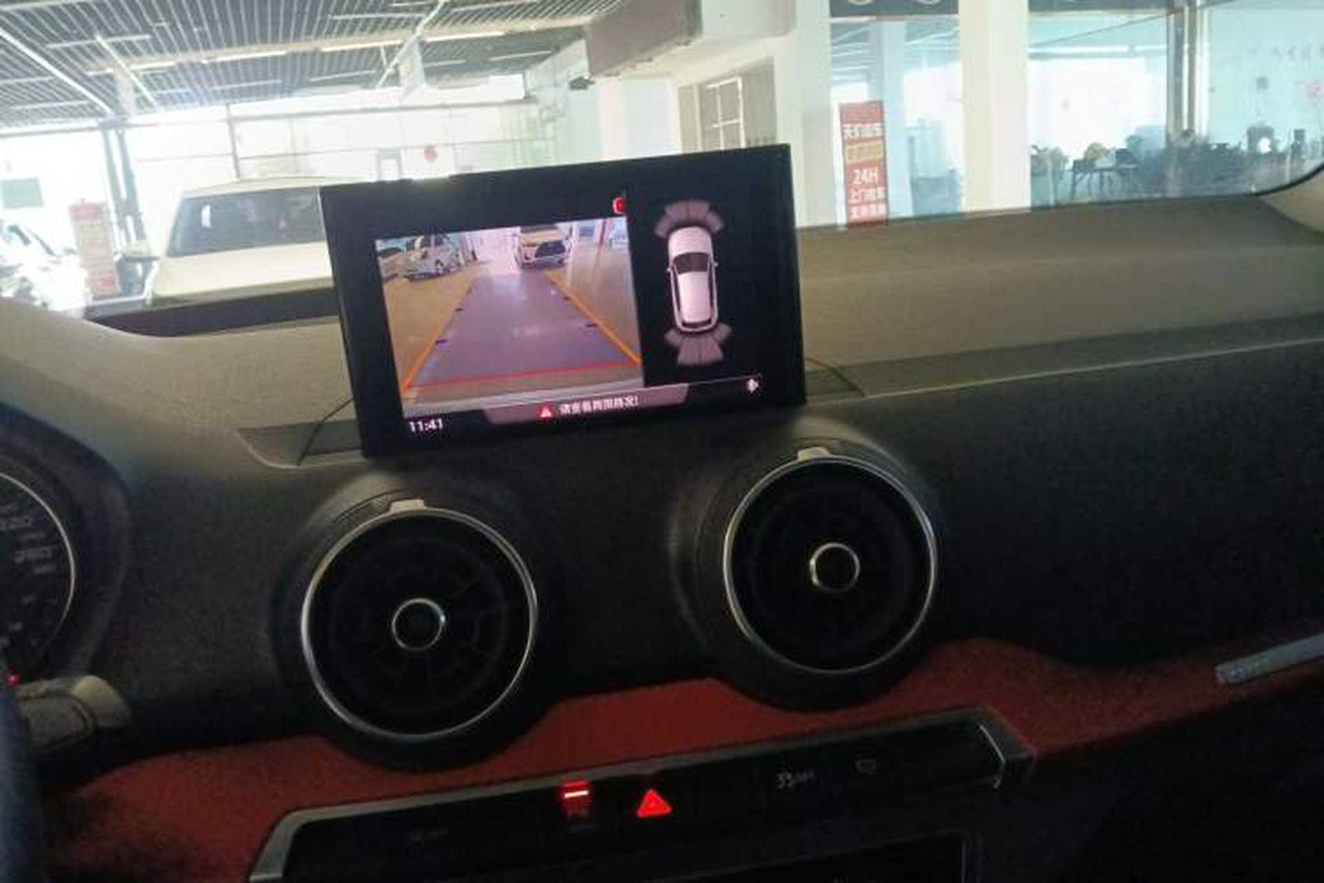 Used Audi Q2L 2018 35 TFSI Fashion Elegant Version China V Audio And AC Panel