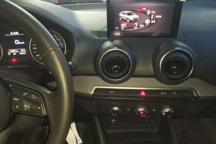 Used Audi Q2L 2018 35 TFSI Launch Exclusive Edition China VI Audio And AC Panel