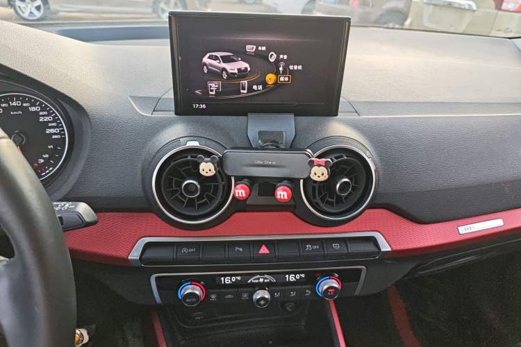 Used Audi Q2L 2018 35 TFSI Fashion Dynamic Version China VI Emission Standard Audio And AC Panel