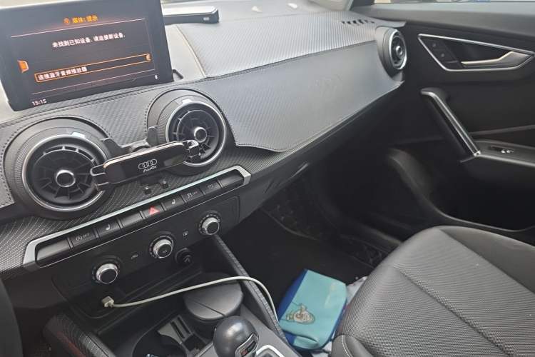 Used Audi Q2L 2018 35 TFSI Launch Exclusive Edition China V Audio And AC Panel