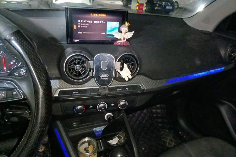 Used Audi Q2L 2018 35 TFSI Launch Exclusive Edition China V Audio And AC Panel