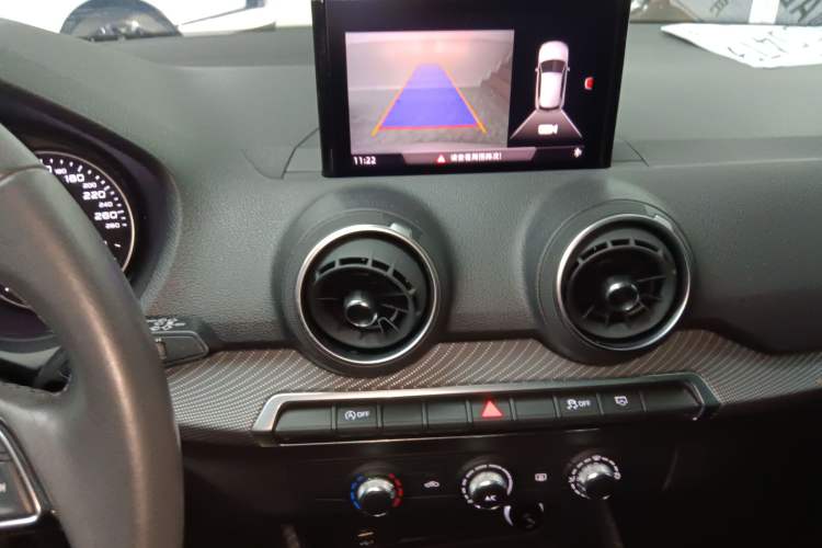 Used Audi Q2L 2018 35 TFSI Launch Exclusive Edition China V Audio And AC Panel