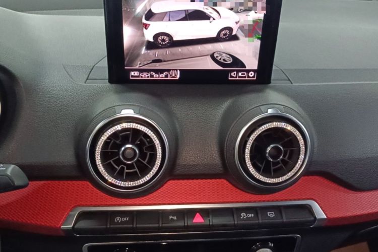 Used Audi Q2L 2018 35 TFSI Fashion Dynamic Version China VI Emission Standard Audio And AC Panel