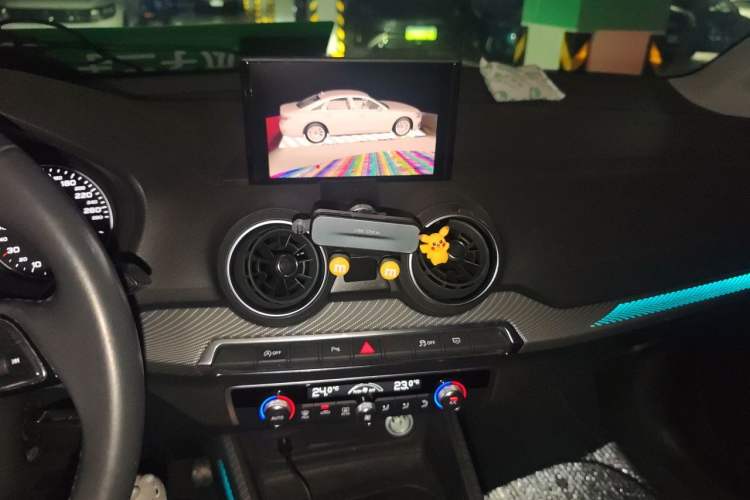 Used Audi Q2L 2018 35 TFSI Fashion Dynamic Version China V Emission Standard Audio And AC Panel