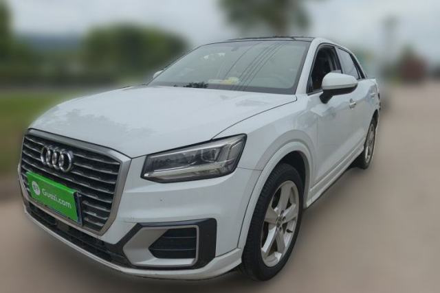 Gebrauchter Audi Q2L 2018 35 TFSI Fashionable & Elegant Version China VI Emission Standard