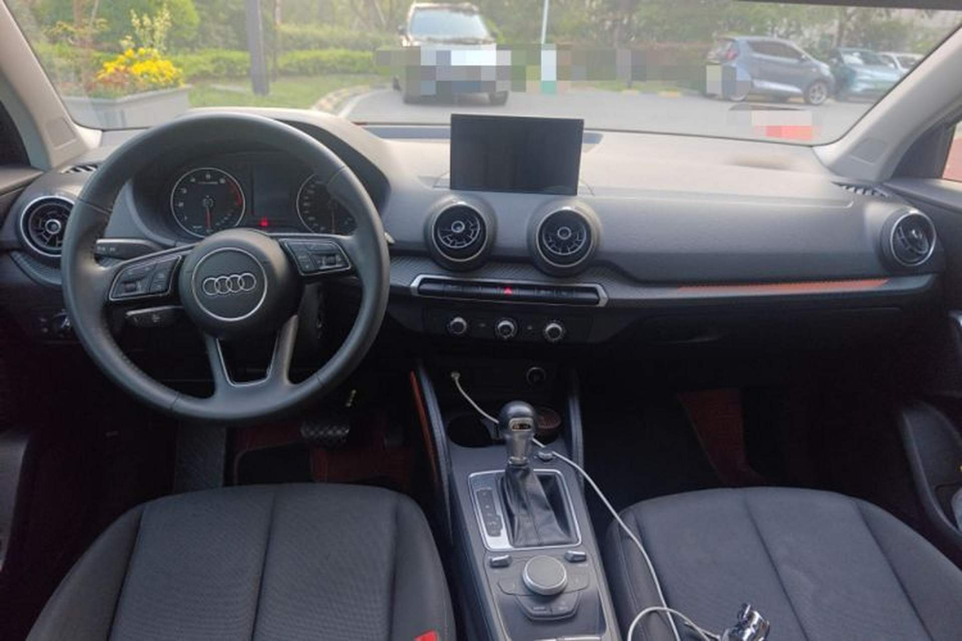 Used Audi Q2L 2018 35 TFSI Launch Exclusive Edition China VI Center Console