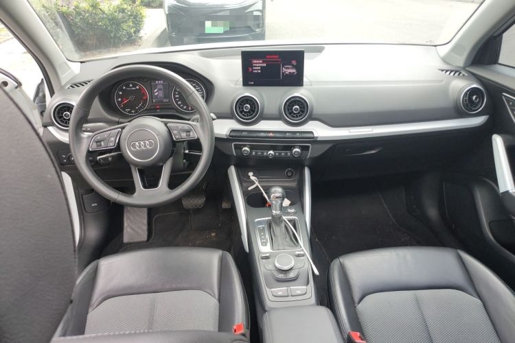 Used Audi Q2L 2018 35 TFSI Fashion Elegant Version China V Center Console
