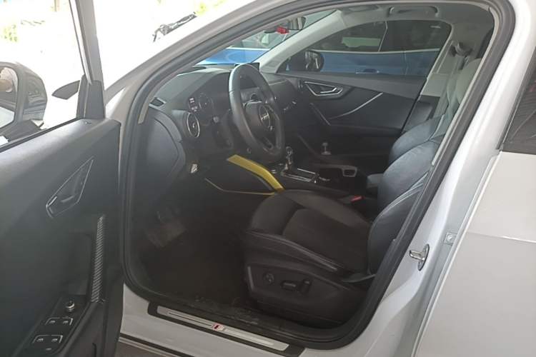 Used Audi Q2L 2018 35 TFSI Fashion Dynamic Version China V Emission Standard Driver Seat
