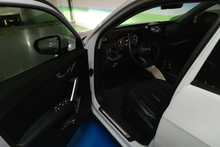 Used Audi Q2L 2018 35 TFSI Luxury Prestige Version China VI Driver Seat