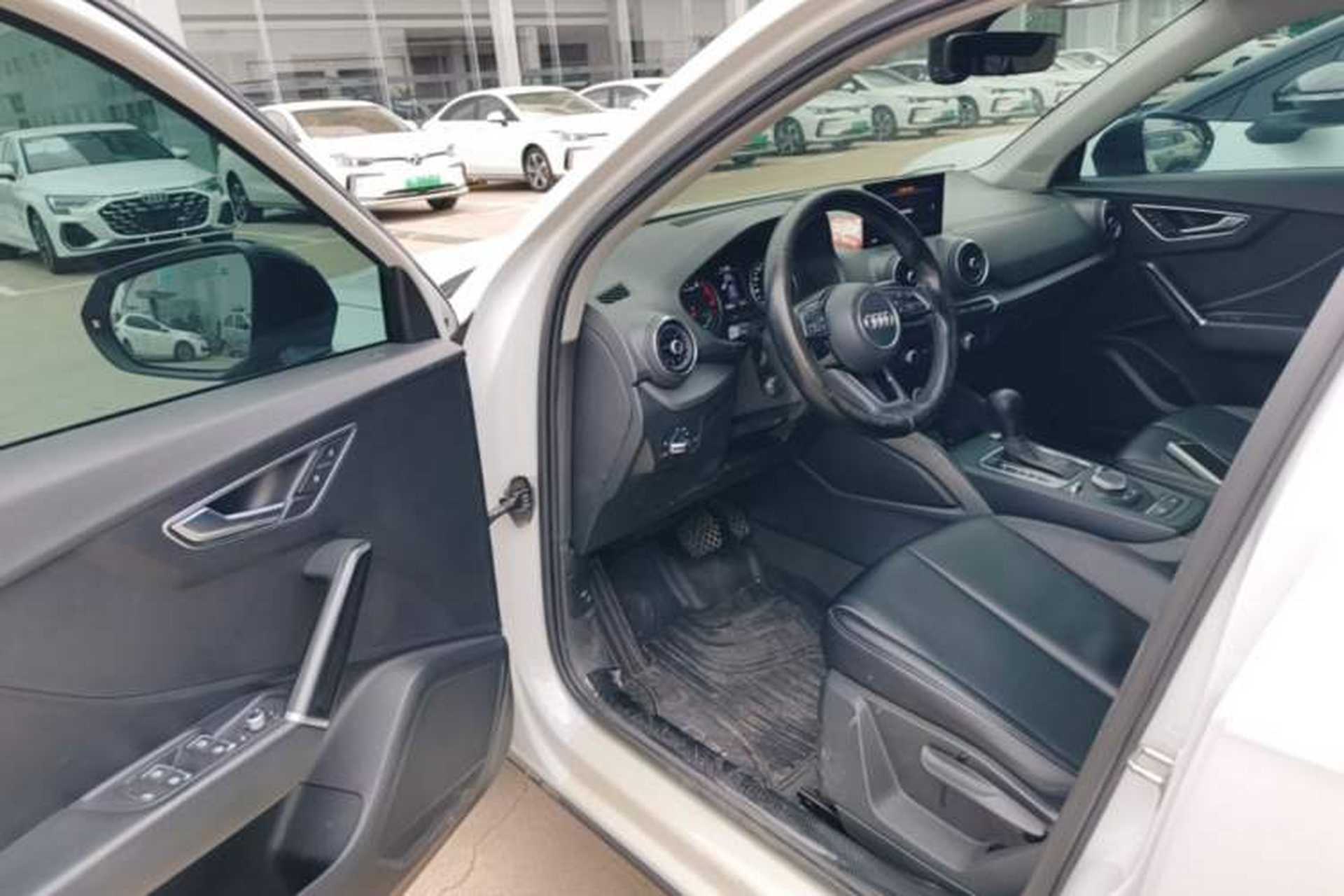 Used Audi Q2L 2018 35 TFSI Launch Exclusive Edition China VI Driver Seat