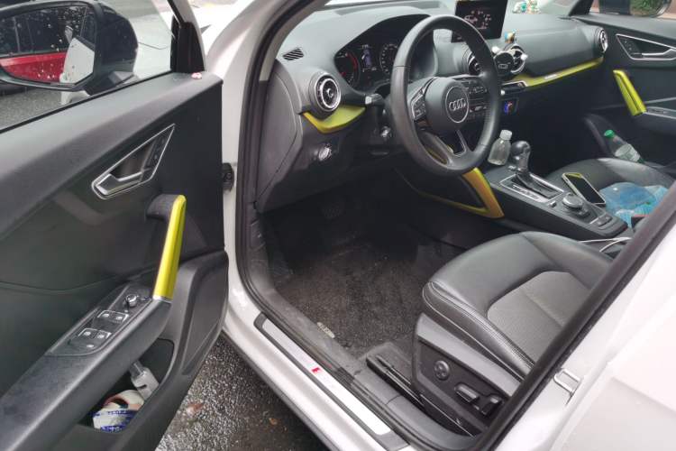 Used Audi Q2L 2018 35 TFSI Fashion Dynamic Version China VI Emission Standard Driver Seat