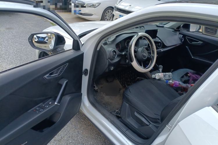 Used Audi Q2L 2018 35 TFSI Launch Exclusive Edition China VI Driver Seat