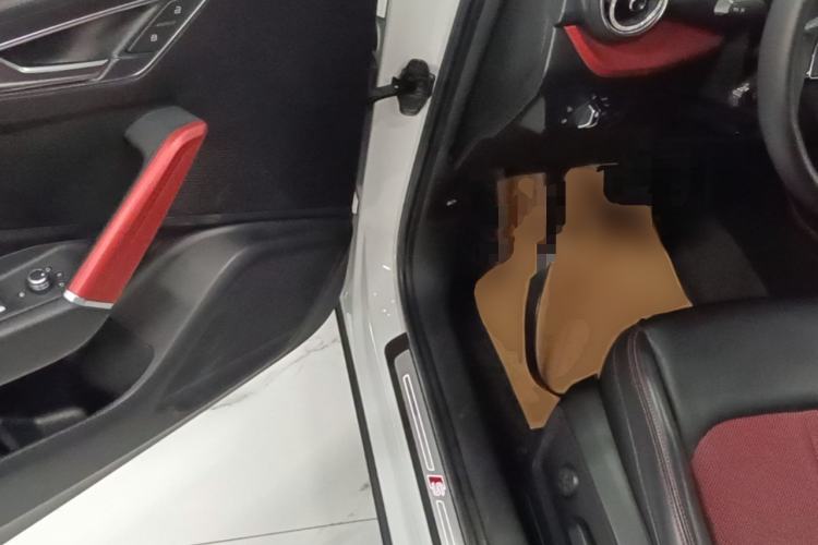 Used Audi Q2L 2018 35 TFSI Fashion Dynamic Version China VI Emission Standard Driver Seat