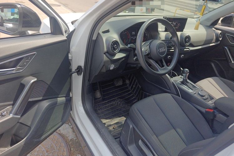 Used Audi Q2L 2018 35 TFSI Launch Exclusive Edition China V Driver Seat