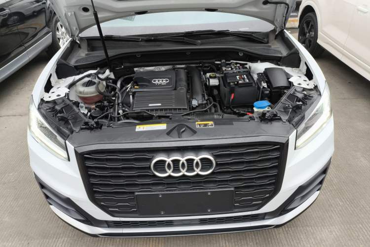 Used Audi Q2L 2018 35 TFSI Launch Exclusive Edition China VI Engine Bay