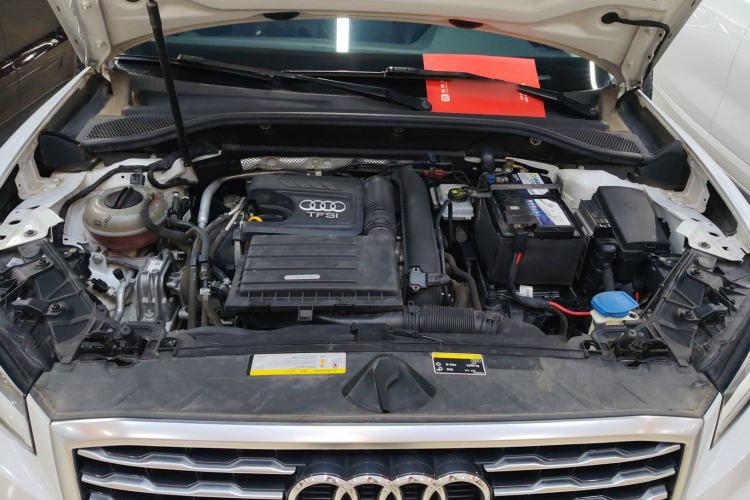 Used Audi Q2L 2018 35 TFSI Fashion Elegant Version China V Engine Bay