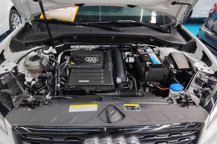 Used Audi Q2L 2018 35 TFSI Launch Exclusive Edition China VI Engine Bay
