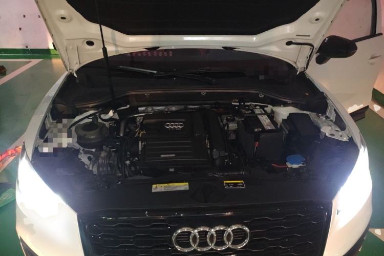 Used Audi Q2L 2018 35 TFSI Launch Exclusive Edition China V Engine Bay