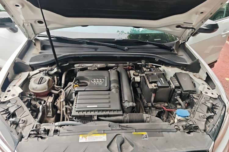 Used Audi Q2L 2018 35 TFSI Launch Exclusive Edition China V Engine Bay