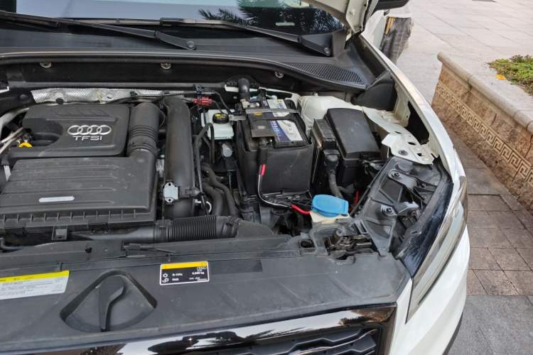 Used Audi Q2L 2018 35 TFSI Launch Exclusive Edition China V Engine Bay Left