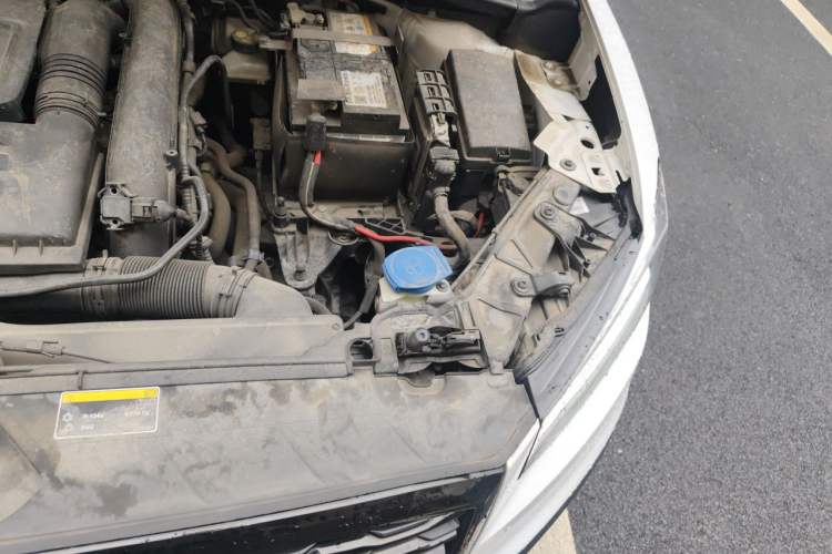 Used Audi Q2L 2018 35 TFSI Fashion Dynamic Version China VI Emission Standard Engine Bay Left