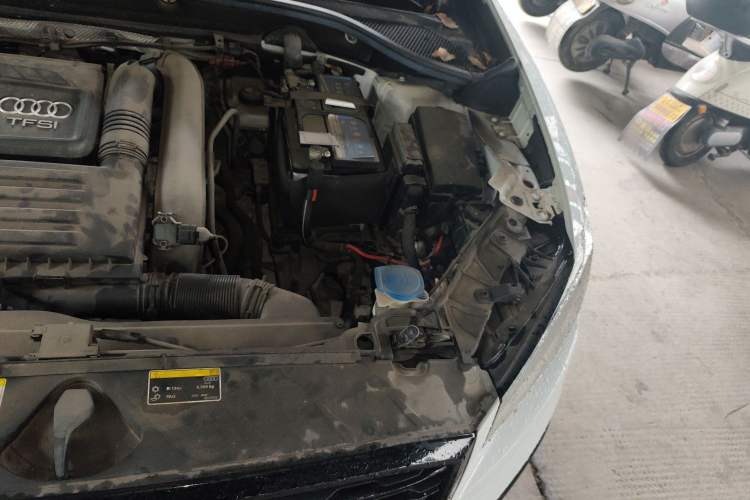 Used Audi Q2L 2018 35 TFSI Launch Exclusive Edition China V Engine Bay Left