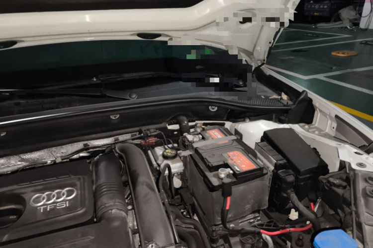 Used Audi Q2L 2018 35 TFSI Fashion Elegant Version China V Engine Bay Left