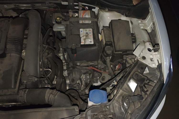 Used Audi Q2L 2018 35 TFSI Fashion Dynamic Version China V Emission Standard Engine Bay Left