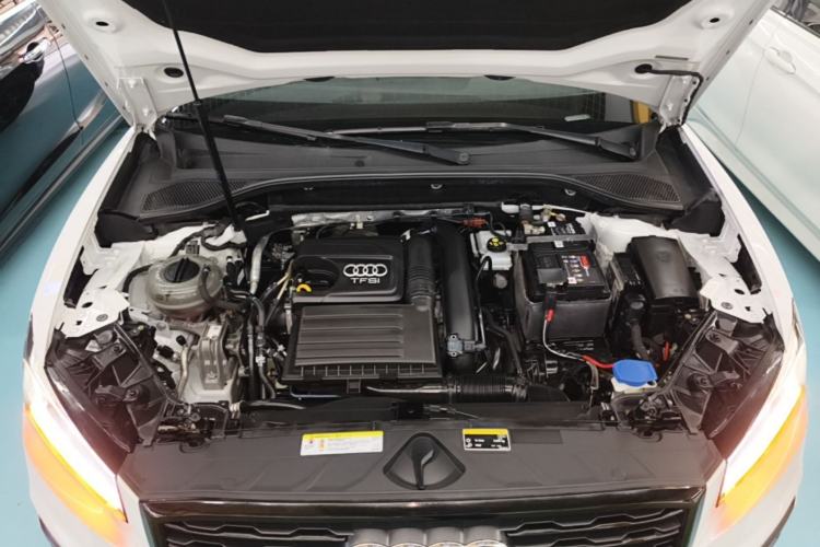 Used Audi Q2L 2018 35 TFSI Launch Exclusive Edition China V Engine Bay