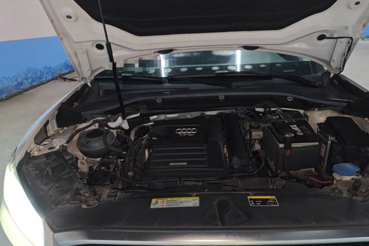Used Audi Q2L 2018 35 TFSI Fashionable & Elegant Version China VI Emission Standard Engine Bay Right