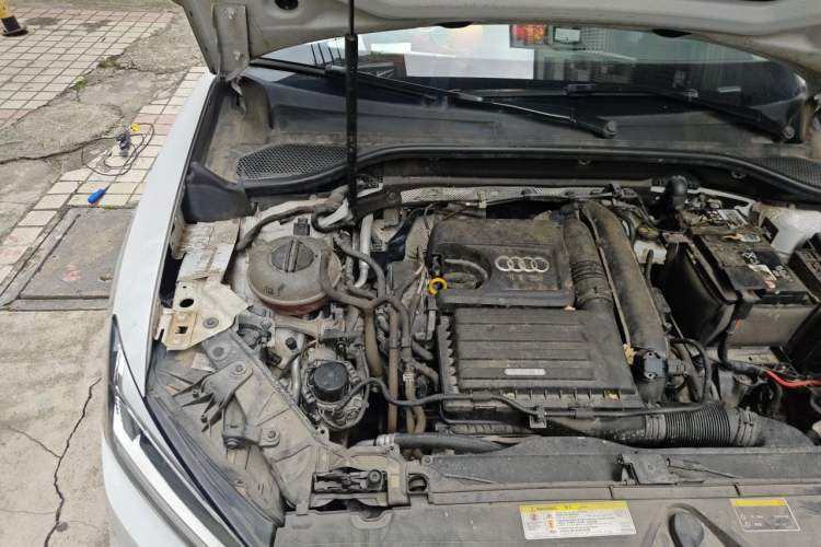 Used Audi Q2L 2018 35 TFSI Launch Exclusive Edition China VI Engine Bay Right