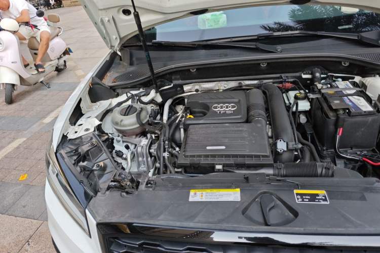 Used Audi Q2L 2018 35 TFSI Launch Exclusive Edition China V Engine Bay Right