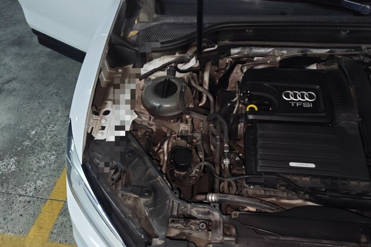 Used Audi Q2L 2018 35 TFSI Launch Exclusive Edition China VI Engine Bay Right