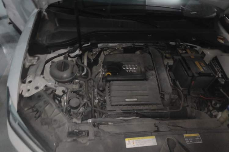 Used Audi Q2L 2018 35 TFSI Fashion Dynamic Version China VI Emission Standard Engine Bay Right