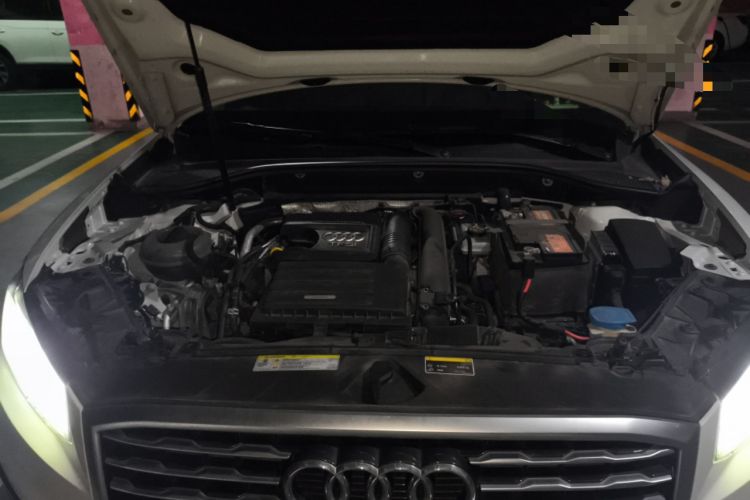Used Audi Q2L 2018 35 TFSI Fashion Elegant Version China V Engine Bay