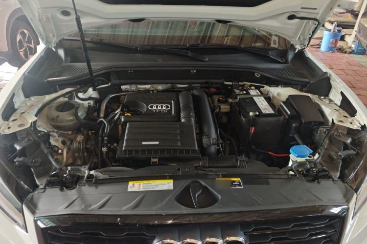 Used Audi Q2L 2018 35 TFSI Launch Exclusive Edition China V Engine Bay