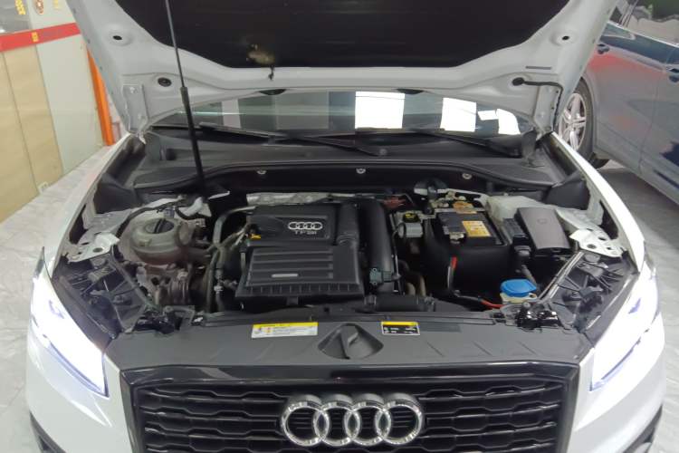 Used Audi Q2L 2018 35 TFSI Launch Exclusive Edition China V Engine Bay