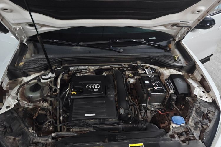 Used Audi Q2L 2018 35 TFSI Launch Exclusive Edition China VI Engine Bay