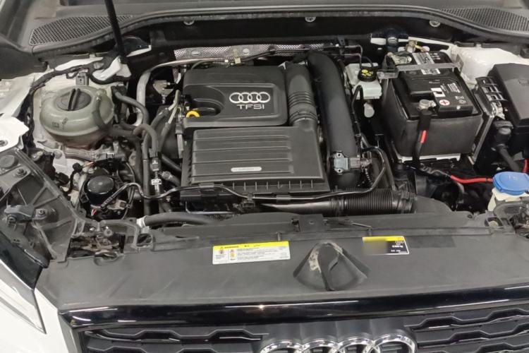 Used Audi Q2L 2018 35 TFSI Fashion Dynamic Version China VI Emission Standard Engine Bay