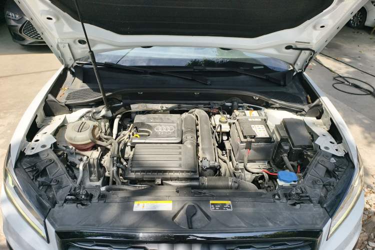 Used Audi Q2L 2018 35 TFSI Launch Exclusive Edition China V Engine Bay