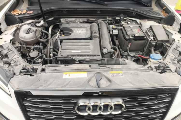 Used Audi Q2L 2018 35 TFSI Advanced Dynamic Version China VI Emission Standard Engine Bay