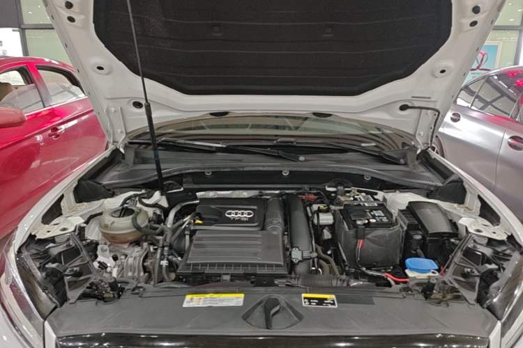 Used Audi Q2L 2018 35 TFSI Fashion Dynamic Version China V Emission Standard Engine Bay